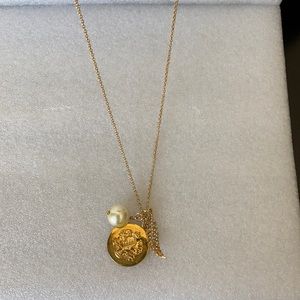 Juicy Couture gold plated neckpiece w/pearl & diamanté crystal feather.  Rare.